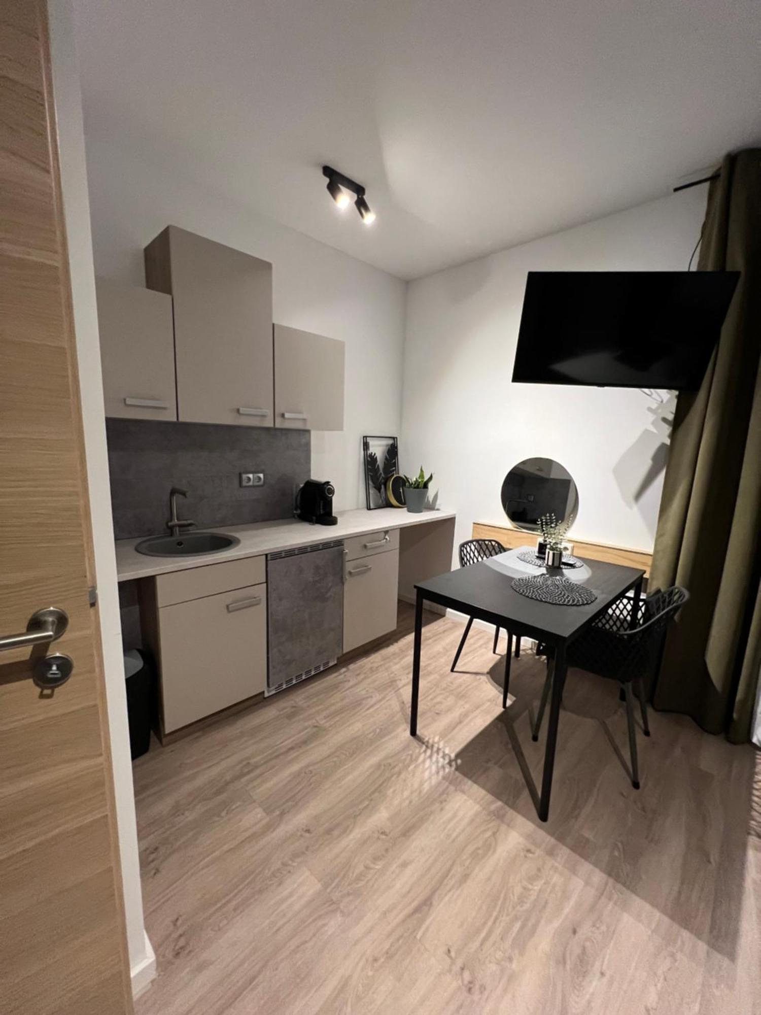 Alpha Rooms Backnang Eksteriør bilde