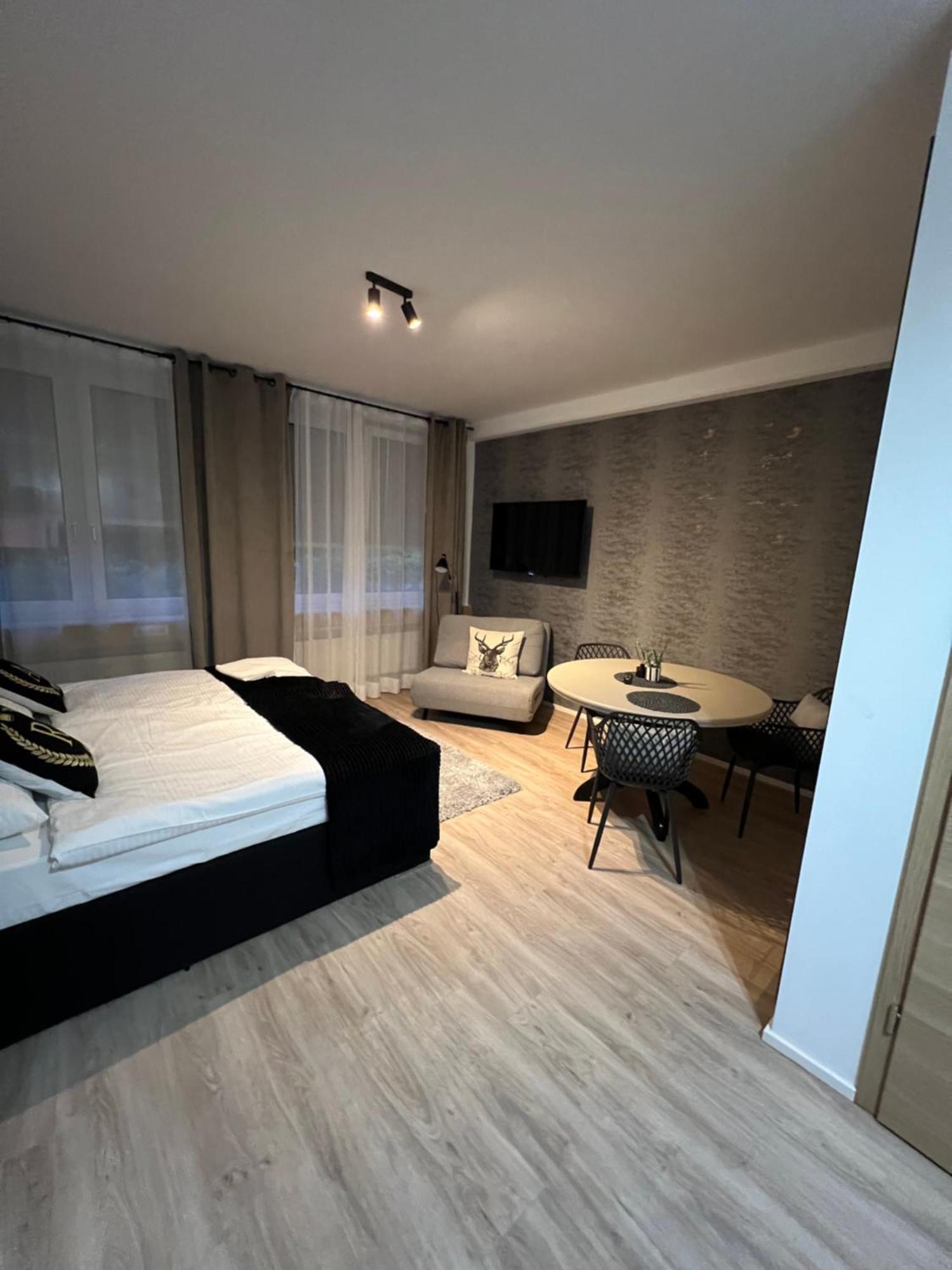 Alpha Rooms Backnang Eksteriør bilde