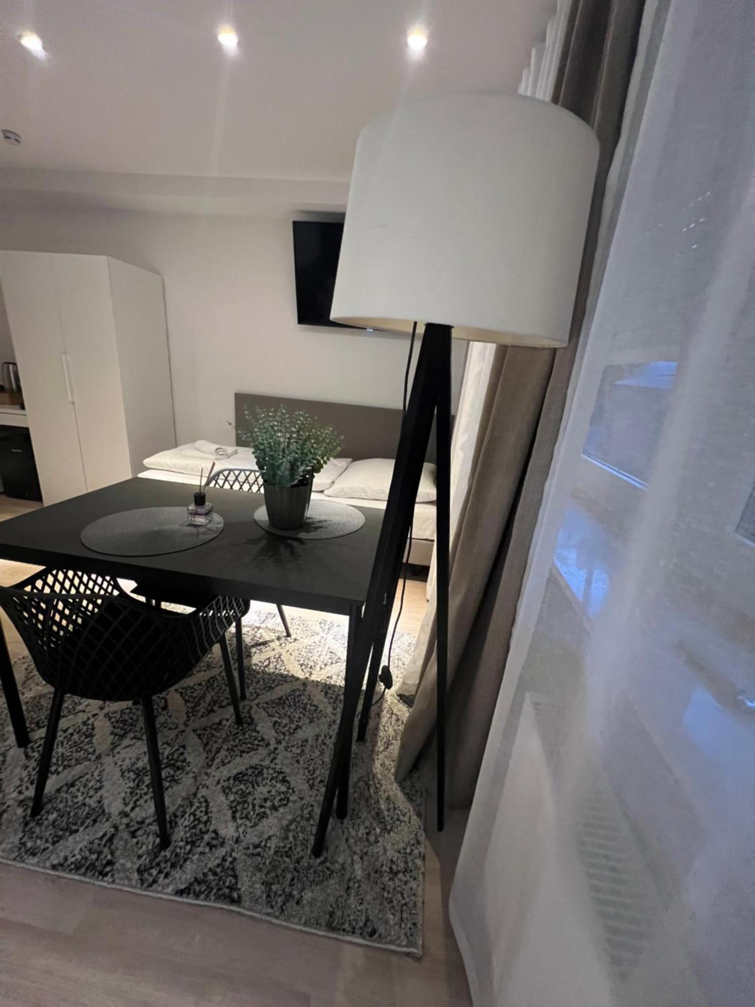 Alpha Rooms Backnang Eksteriør bilde